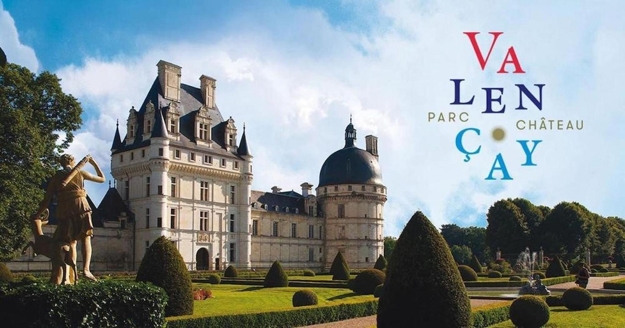 Les Anciennes écuries du Château Vatan Exterior foto